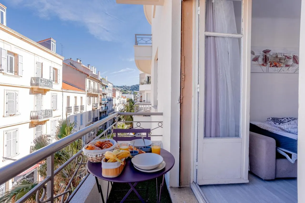 Cannes Centre Apartment With A Balcony França
